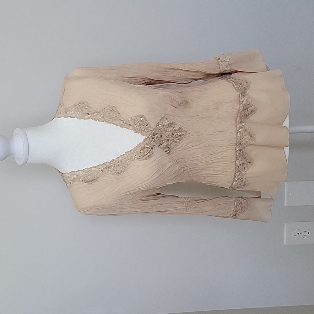 Vintage style blouse